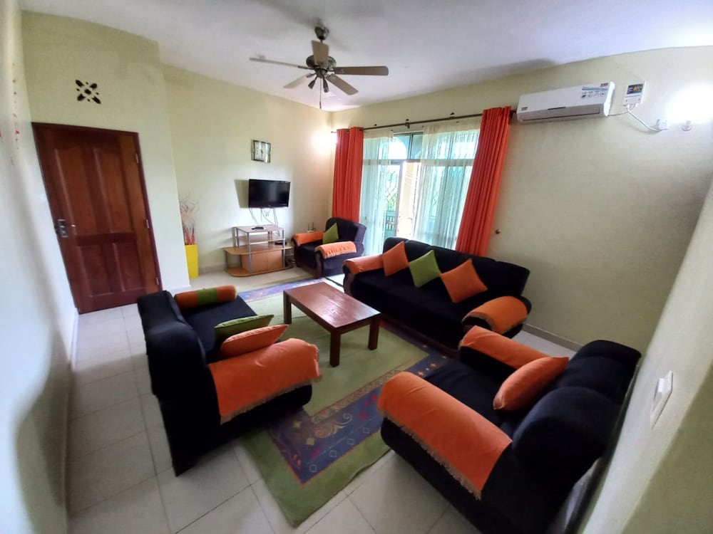 Sunset Paradise Holiday Homes 26/50