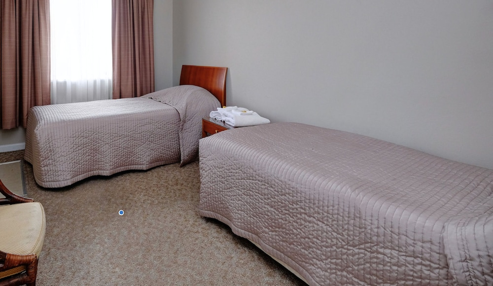 Lakes and Ocean Hotel Forster 21/40