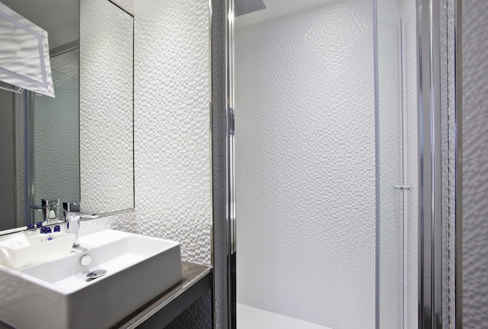 Best Western Nouvel Orleans Montparnasse 6/32