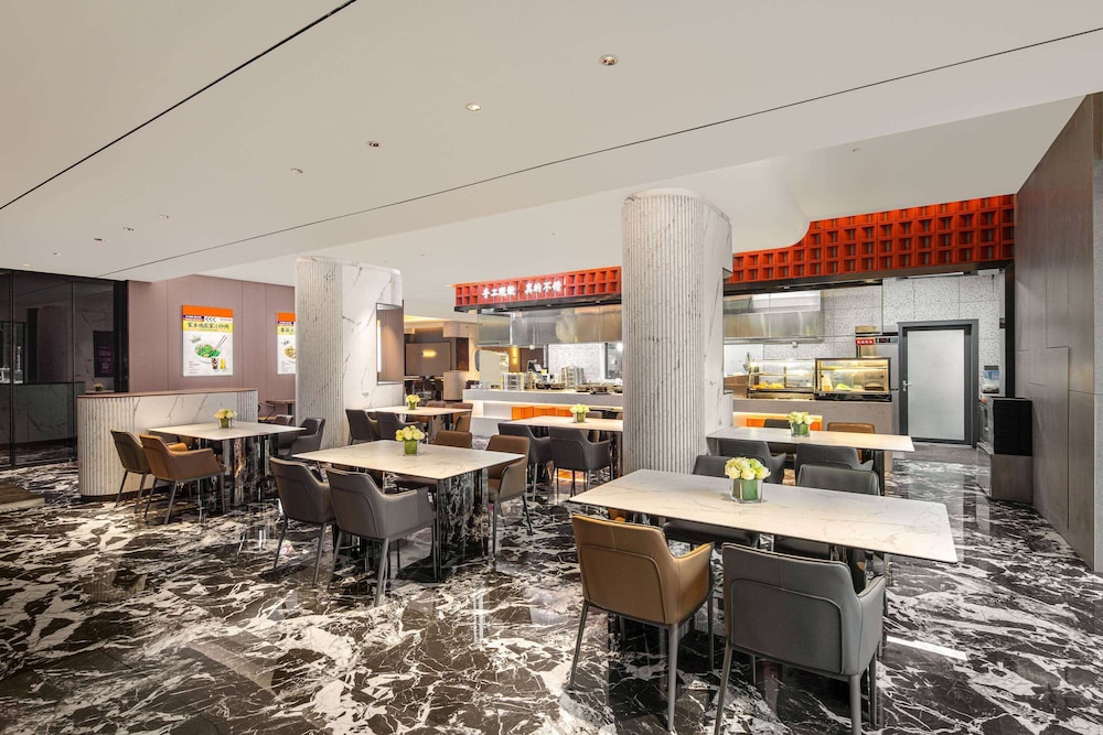 Ramada Encore by Wyndham Enshi 23/27