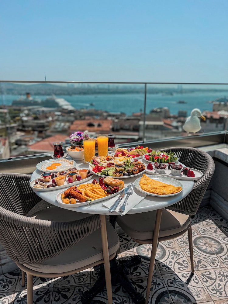 Meroddi Barnathan Hotel 38/49