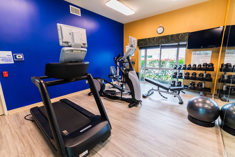 Holiday Inn Express & Suites Houston Space Ctr - Clear Lake 25/50