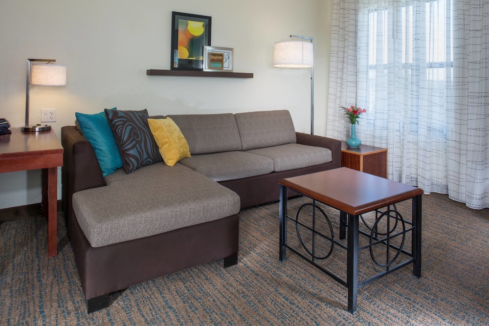 Residence Inn Dover 10/28
