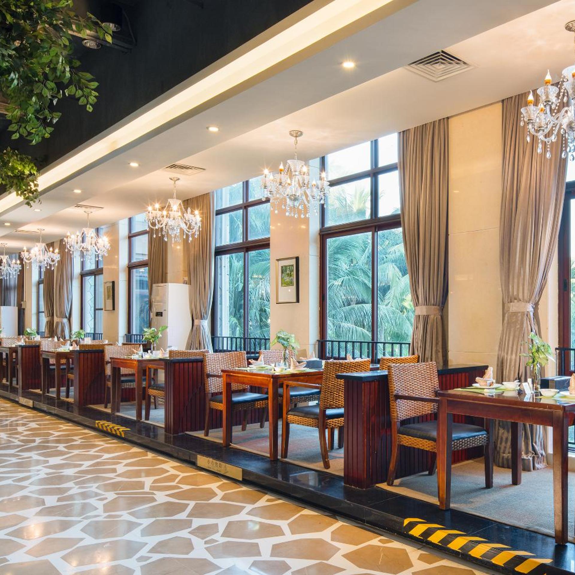 Country Garden Golden Beach Spring Hotel 56/86