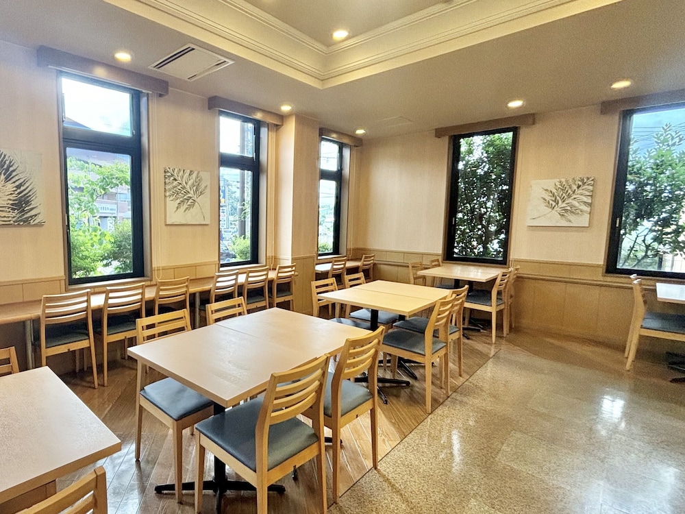 HOTEL ROUTE INN KAKEGAWA INTER 34/45