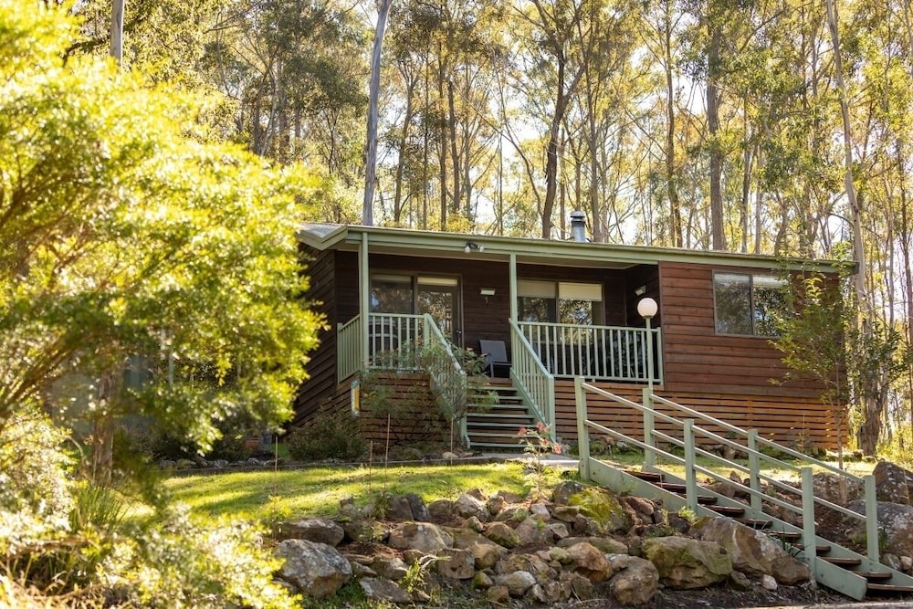 COTTAGES ON MOUNT VIEW 32/34