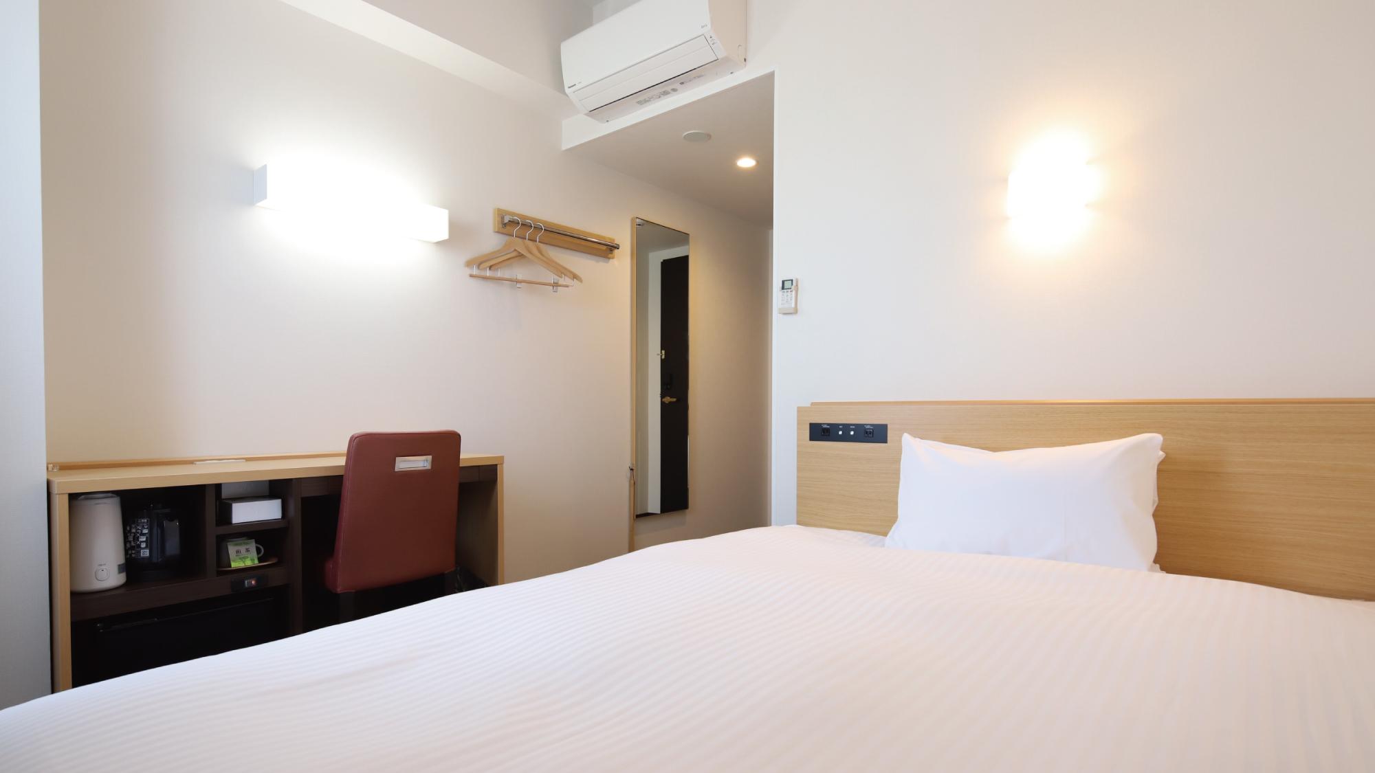 Room, Double Bed