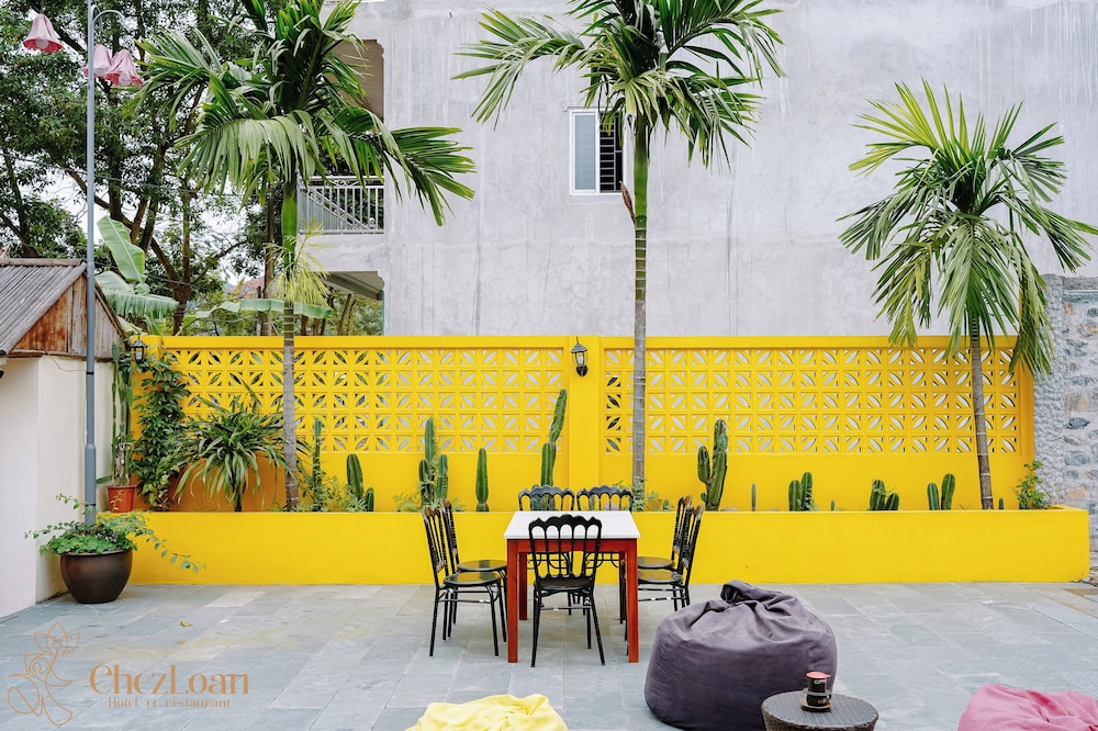 Chez Loan Hotel 32/48