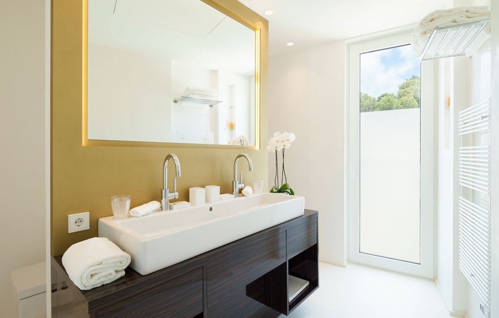 Portals Hills Boutique Hotel 12/65