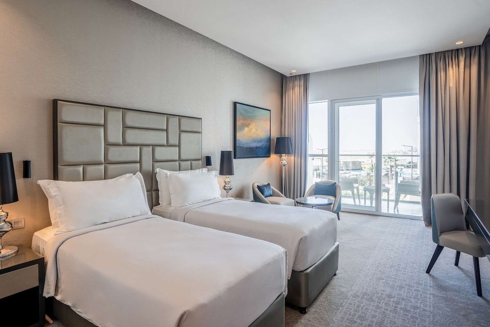 Radisson Dubai Damac Hills 12/47