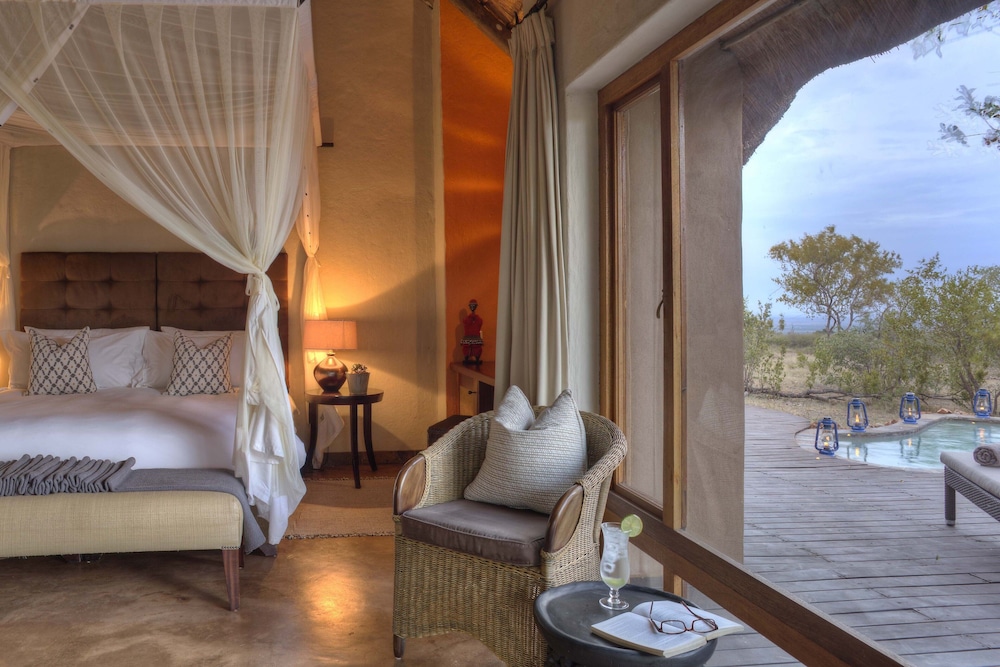 Rhulani Safari Lodge 48/76