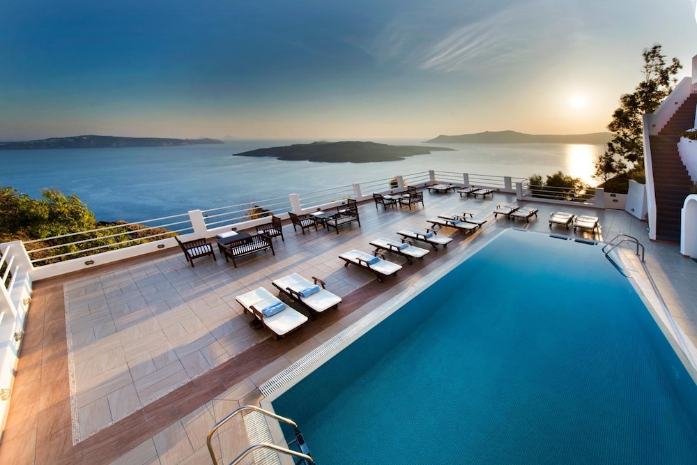 TZEKOS VILLAS 39/46
