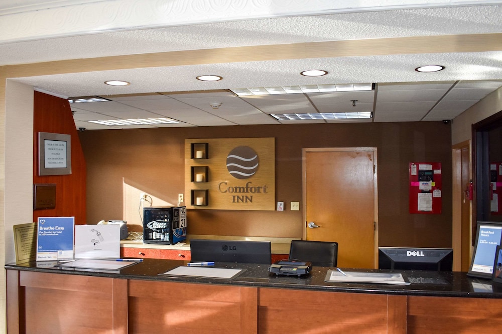 Comfort Inn Bordentown Near NJ Turnpike 10/40