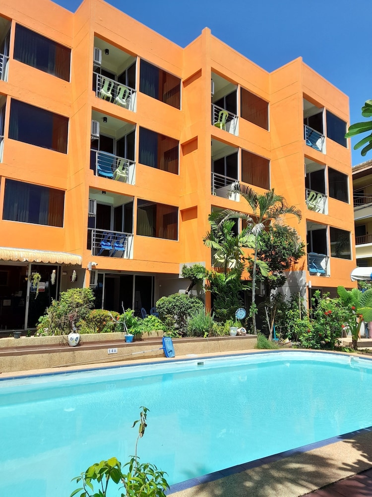Porter House Patong 7/74