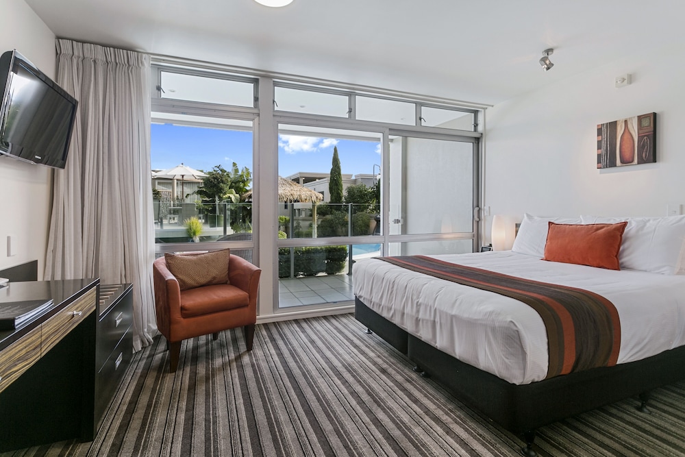 Studio, King Bed, Pool Side، The Reef Resort 2/5
