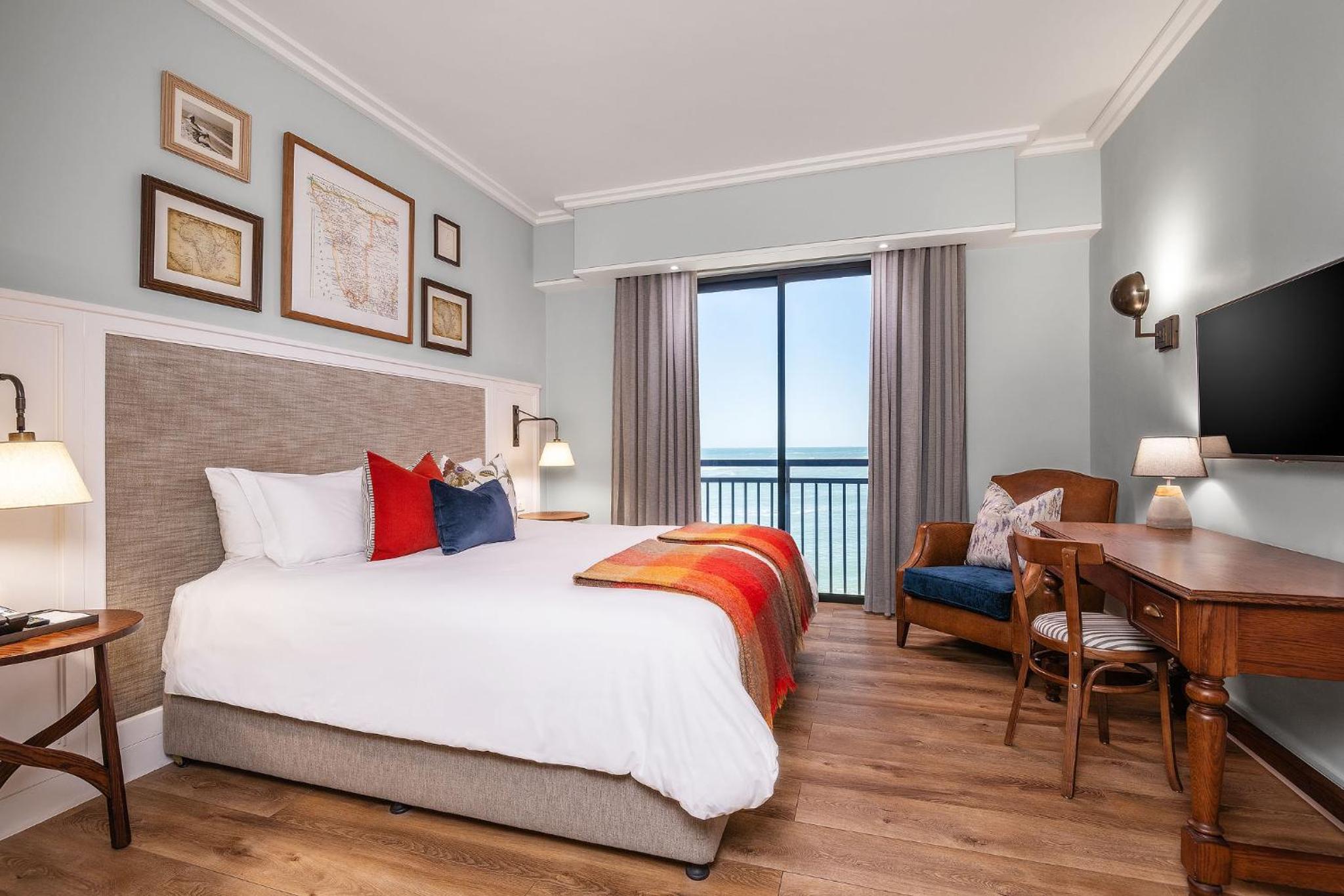 Standard, Double or Twin Bed, Sea View