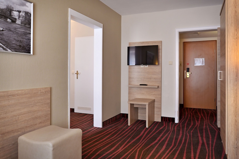 Hotel Europaischer Hof - Adults Only 61/69