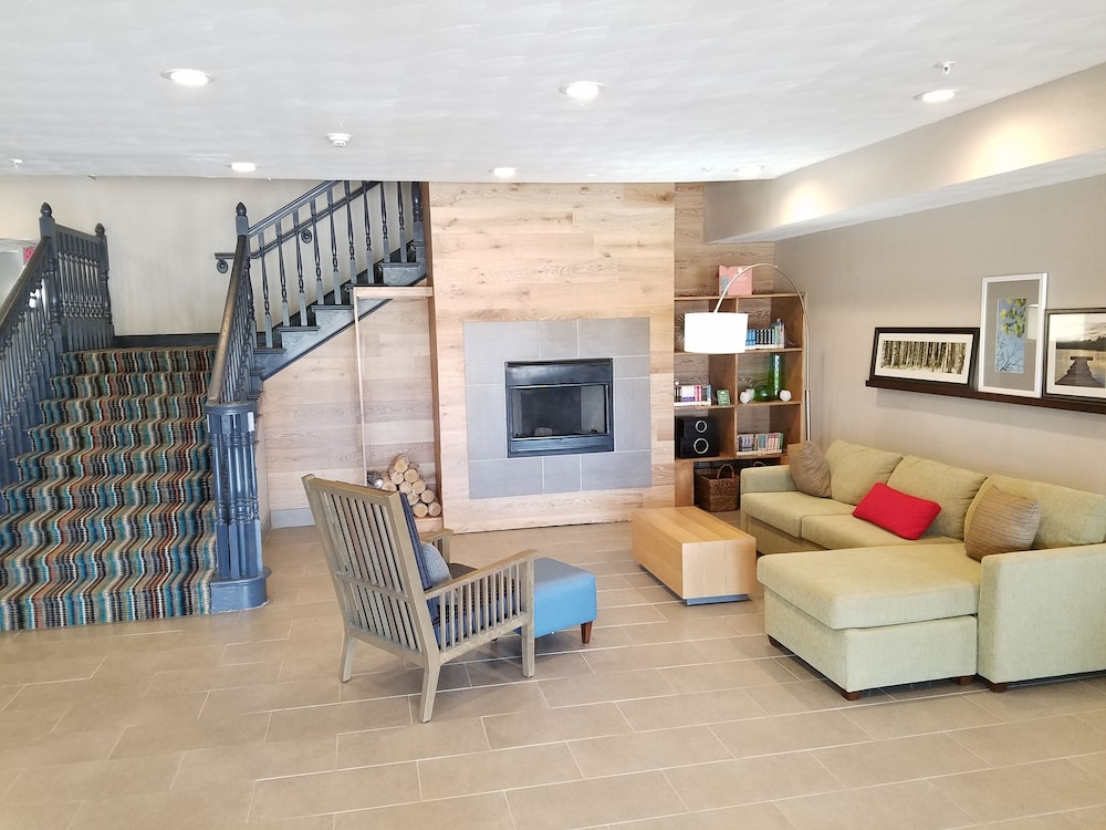 Country Inn & Suites By Radisson Indianapolis South IN 20/32