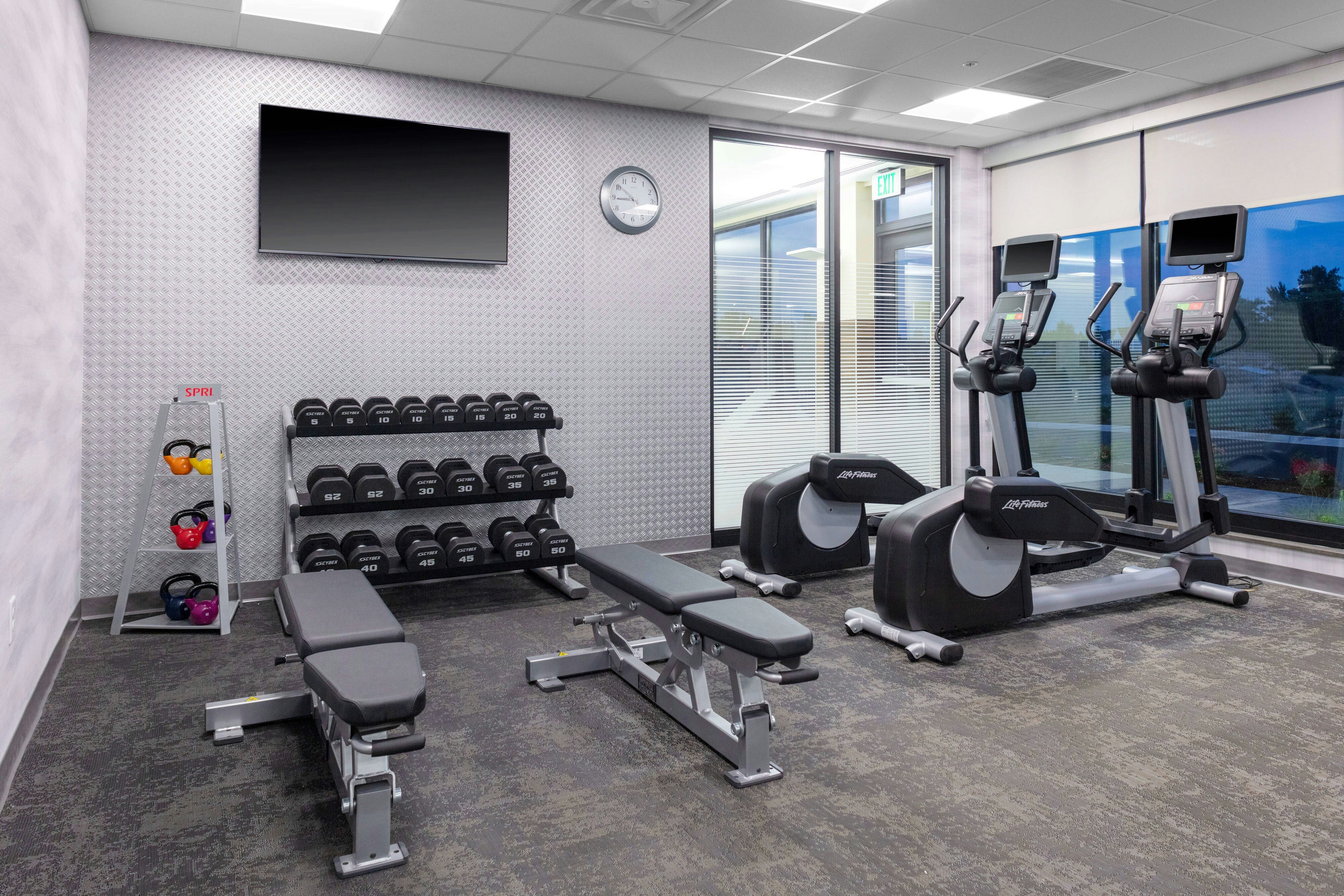 Fairfield Inn & Suites by Marriott Medford 8/15