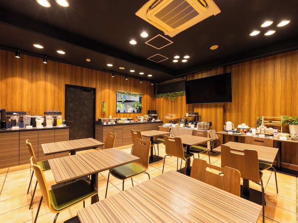 Apa Hotel Hakata Ekimae 53/65