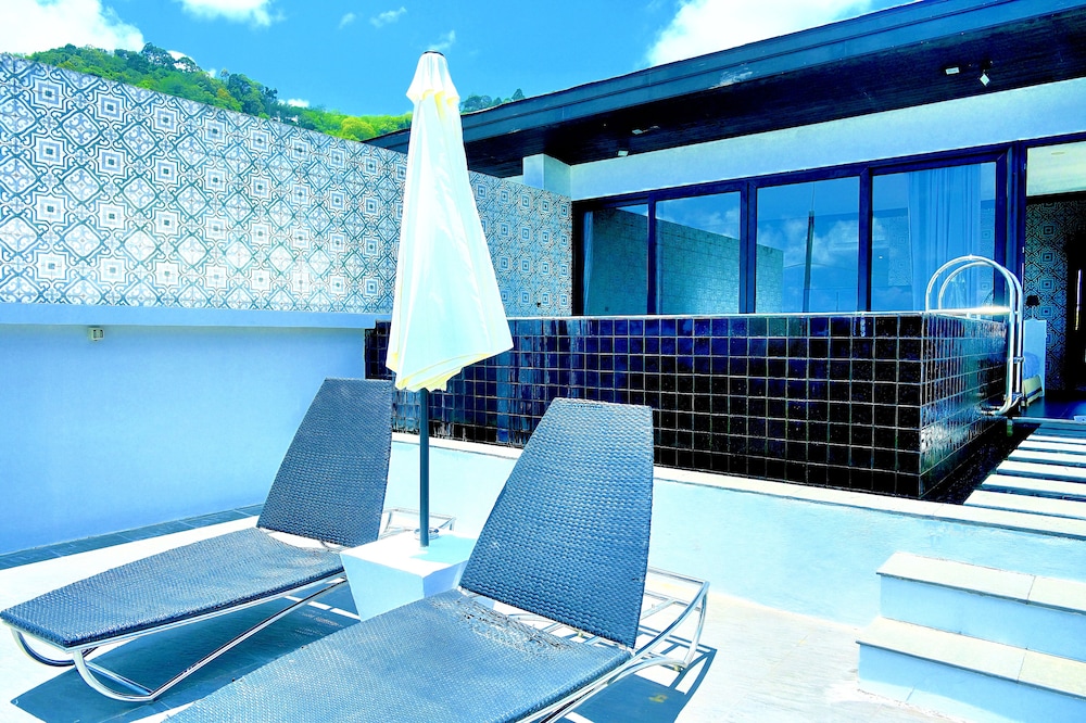 Phuket Moonlit Patong Bay Hideaway Hotel 25/50