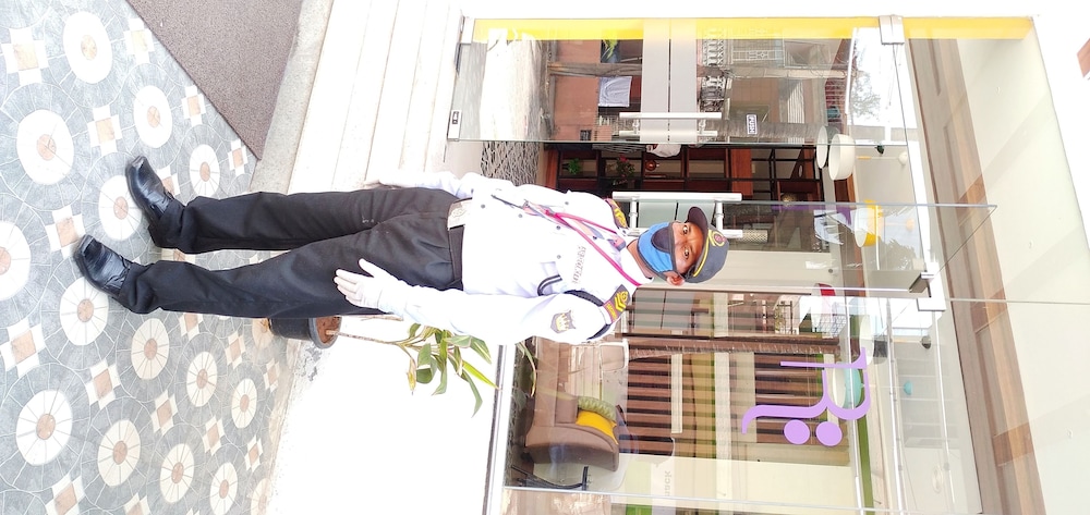 Regenta Inn Indiranagar 10/32