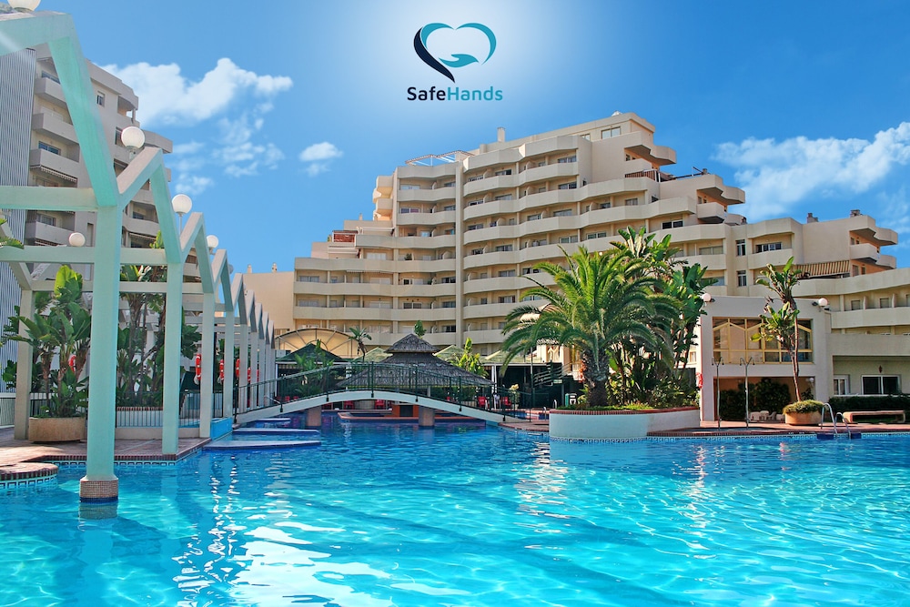 Club La Costa At Benal Beach 26/33