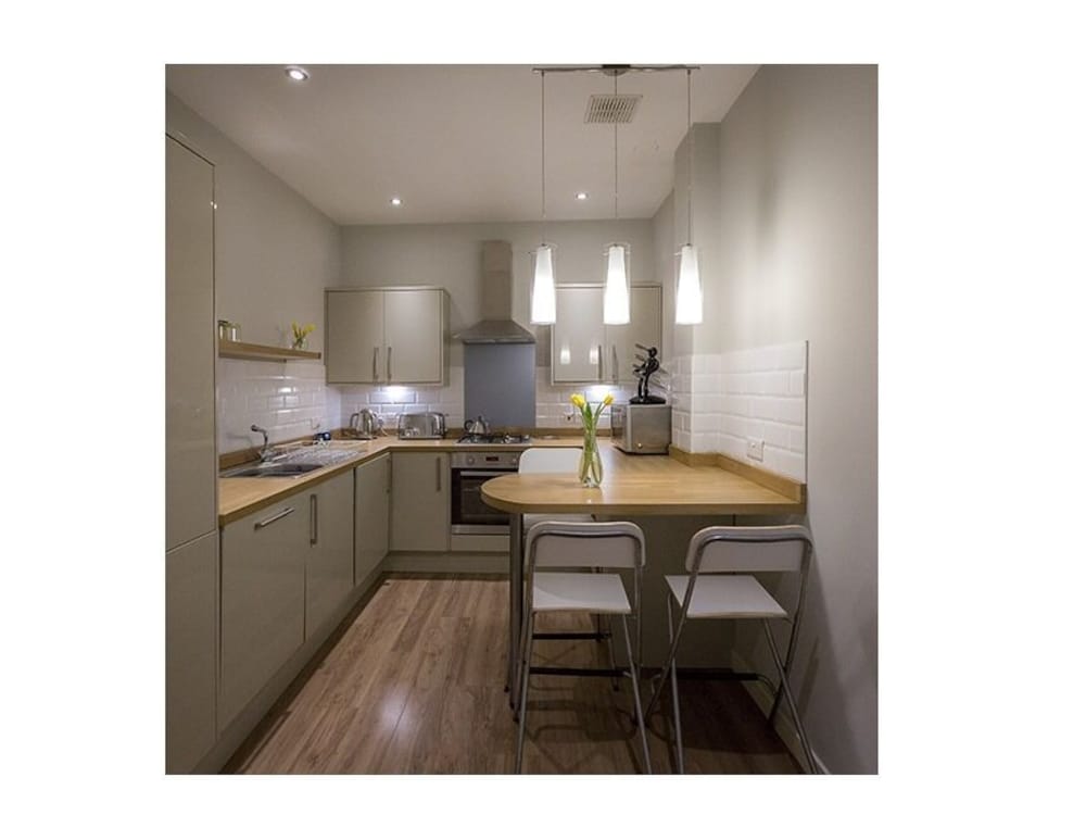 The Lane Apartment 22/34
