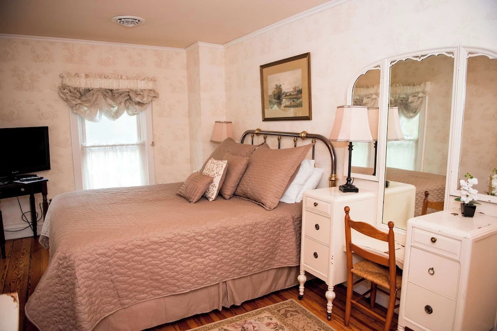 Springside Inn 18/44