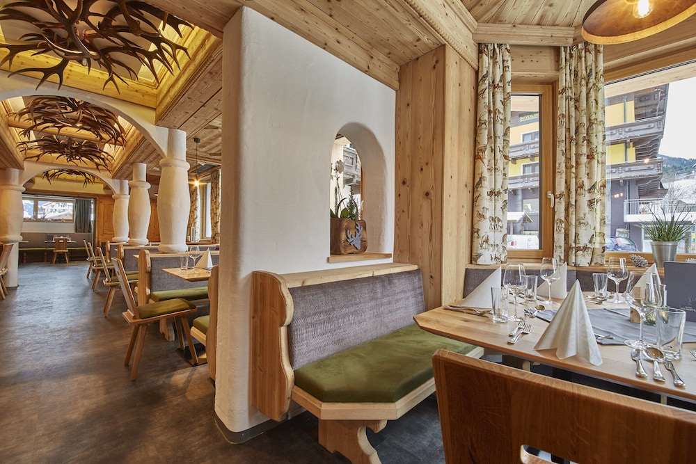 Hotel Hubertushof 8/50