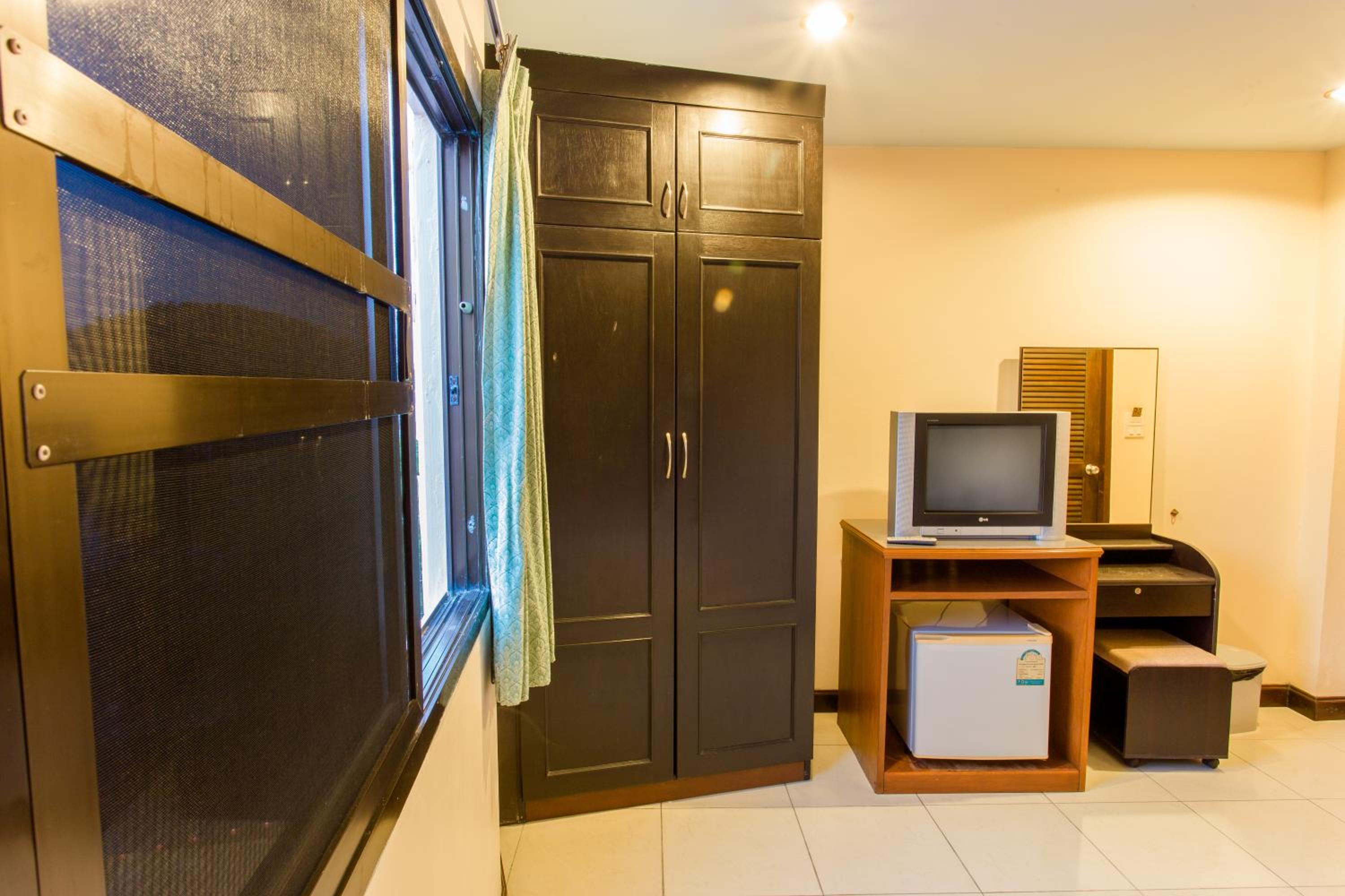 Surin Sunset Hotel 44/55