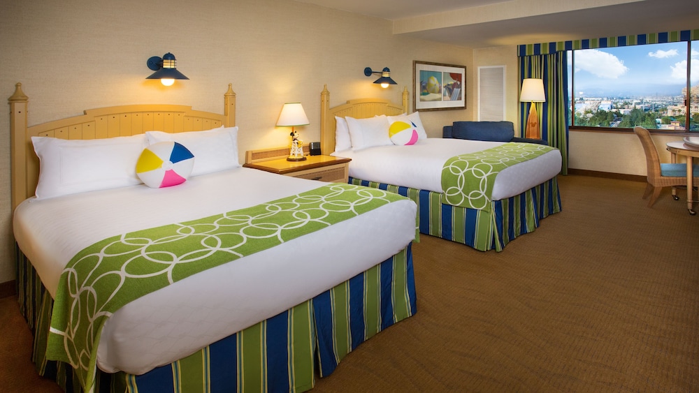 Pixar Place Hotel 21/60