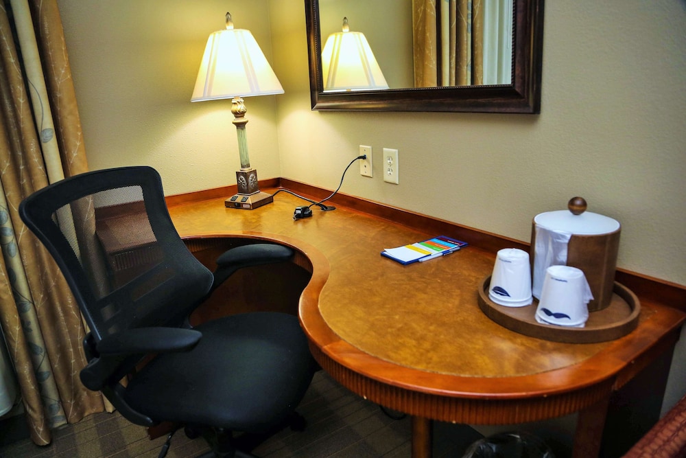 Hampton Inn & Suites McComb 42/49