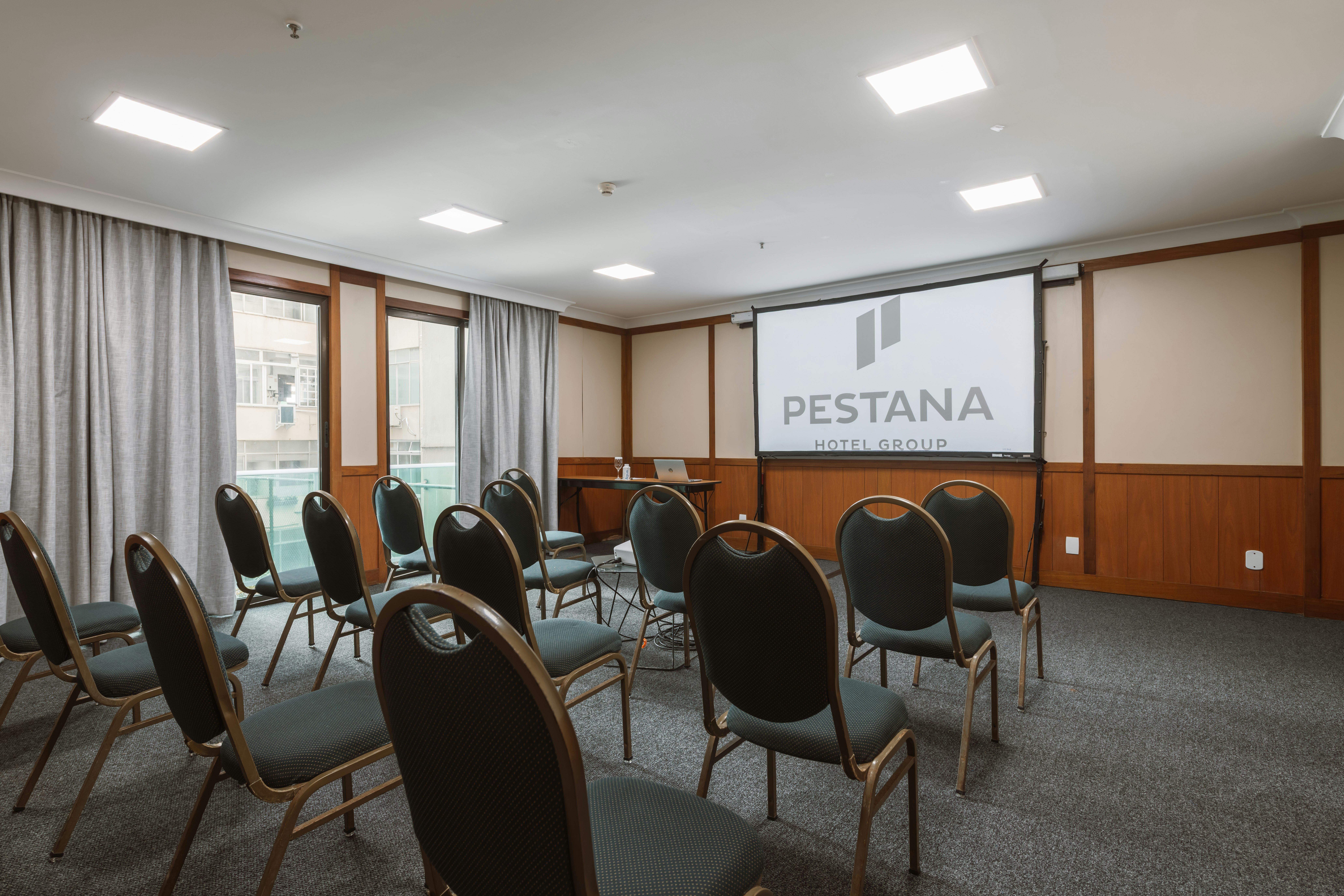 Pestana Rio Atlantica 71/83
