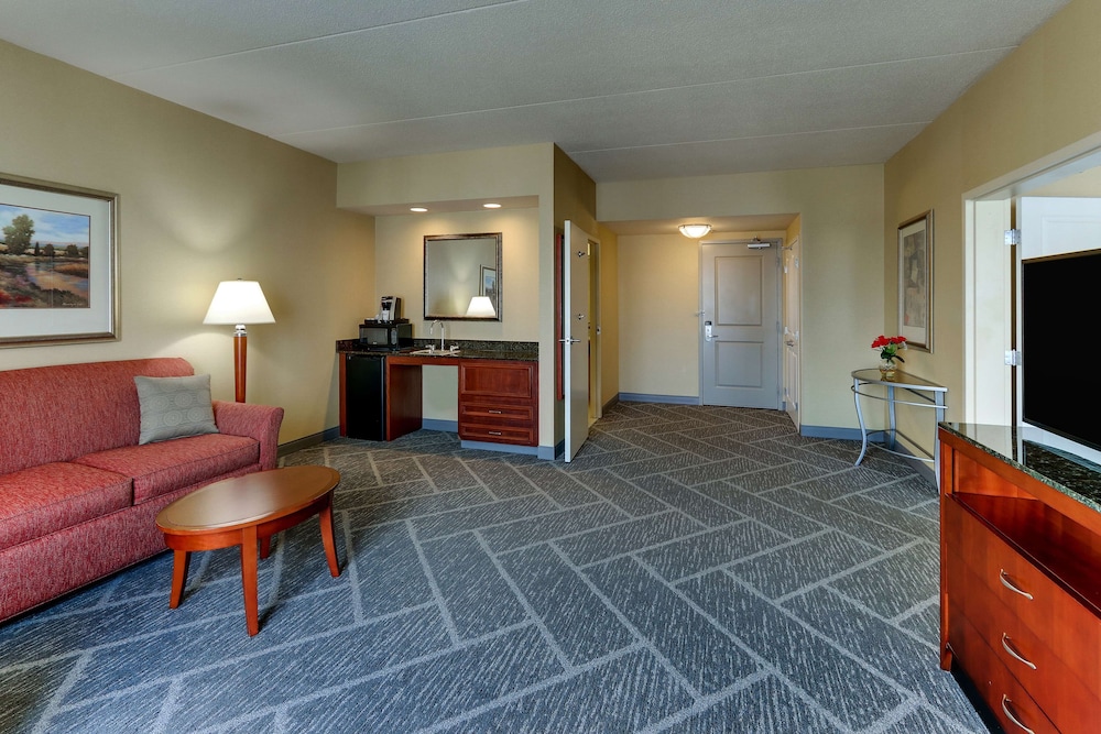 Hilton Garden Inn Indianapolis Airport 34/66