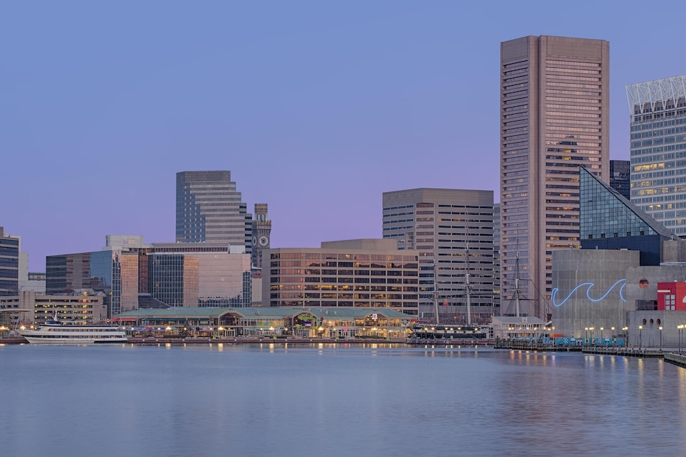 Hyatt Regency Baltimore 71/77