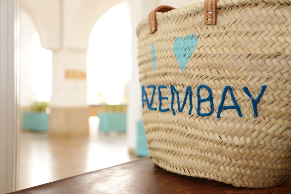 Azembay 8/40