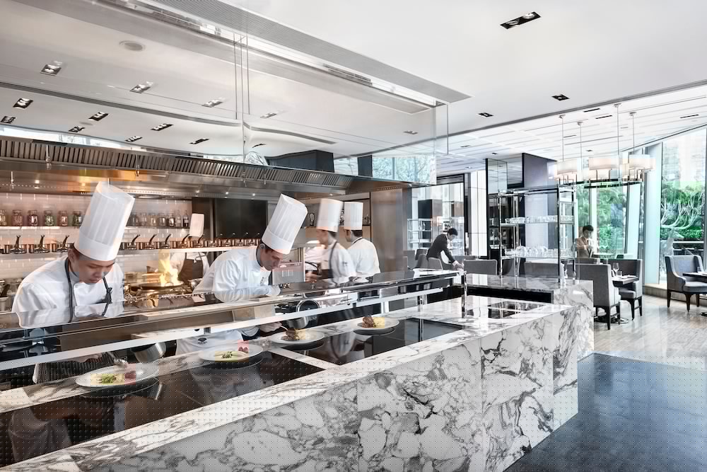 Mandarin Oriental Guangzhou 63/73