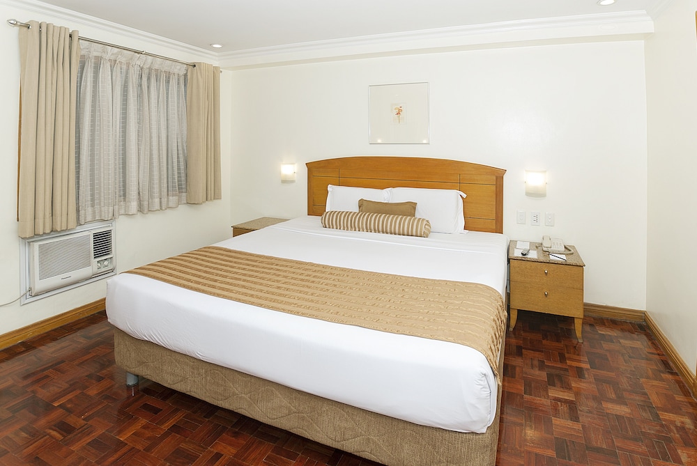 City Garden Suites Manila 23/69