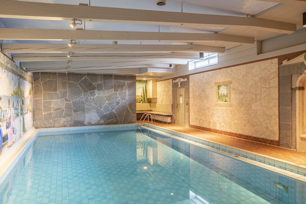Hotel Am Schlosspark Zum Kurfurst 41/67