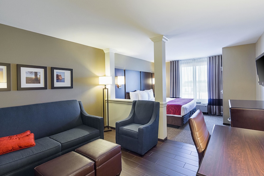 Comfort Suites & Conference Center Worthington MN 20/38