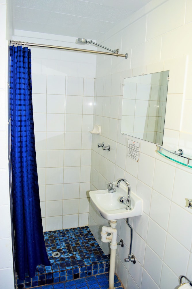 Coconut Grove Holiday Apartments 14/43