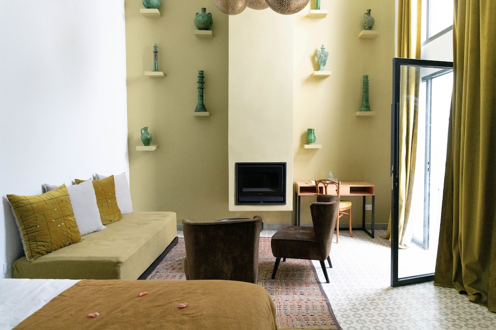 Riad Le Rihani 28/45