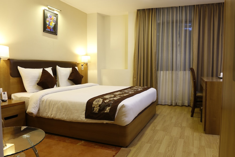 Mirage Lords Inn Kathmandu 12/33