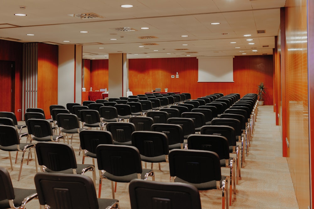 Acevi Villarroel Hotel 56/62