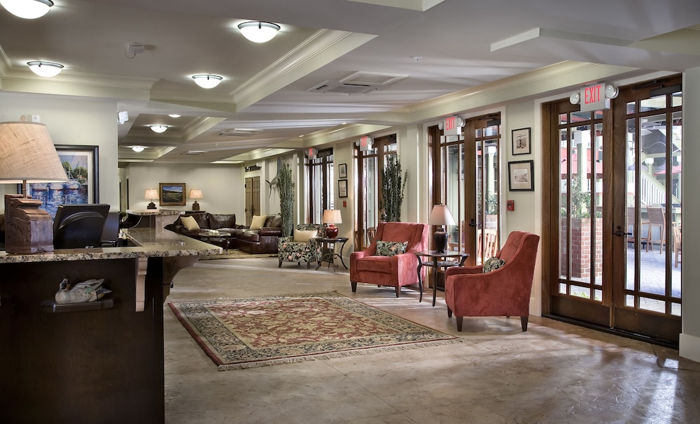 Inlet Sports Lodge 27/50