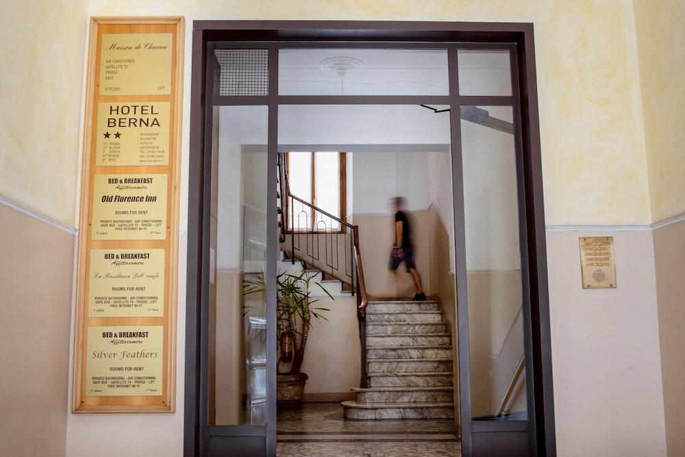 Hotel Berna 26/50