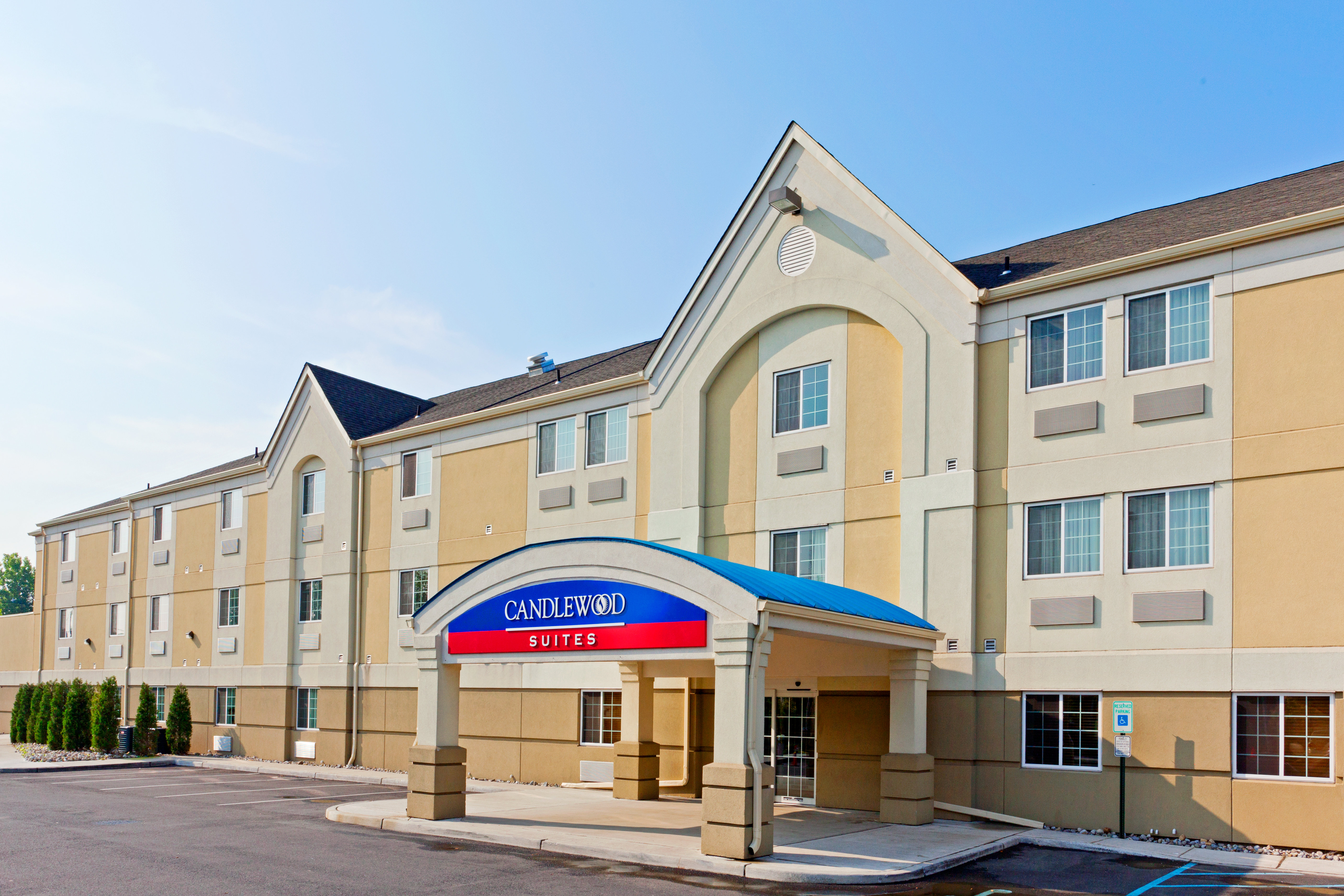 Candlewood Suites Secaucus 4/30