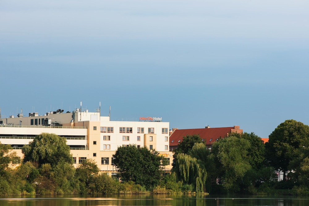 Intercityhotel Stralsund 46/47