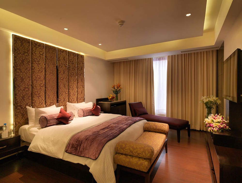Royal Orchid Jaipur 19/62